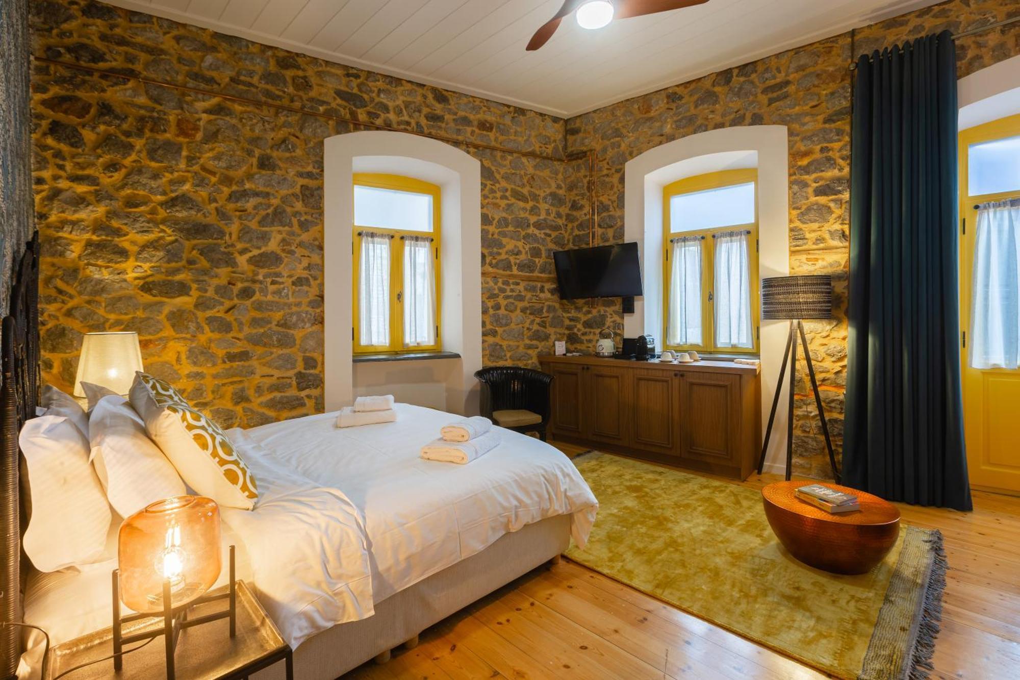 Archo & 3* Nafplio
